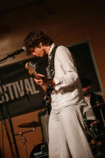 Manifesto (Foto di Giulia Cerri)