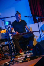 Roberto Angelini sul palco con Luca Carocci (Foto di Giulia Cerri)